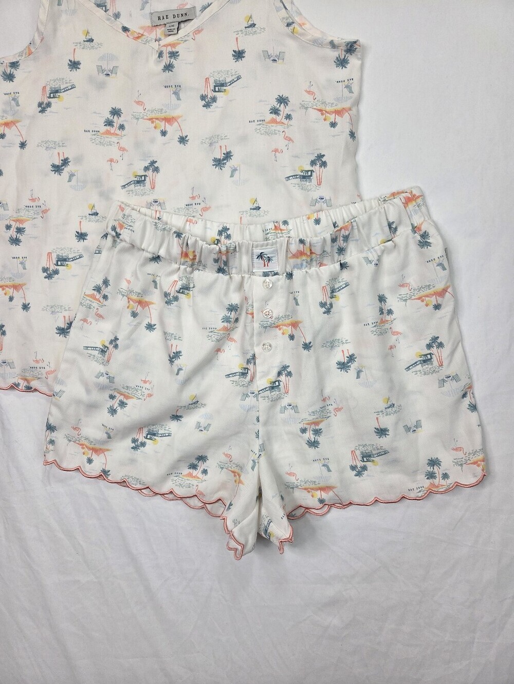 Rae Dunn Beach Print Pajama Set Large Cami Shorts Scalloped Trim Sleepwear - Picture 4 of 14